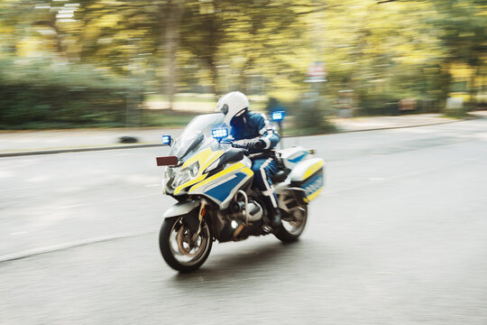 Polizeimotorrad im Einsatz 