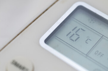 The display shows the current temperature set to 16 degrees Celsius.