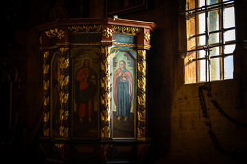 Ambona w cerkwi w Powroźniku. © Jacek