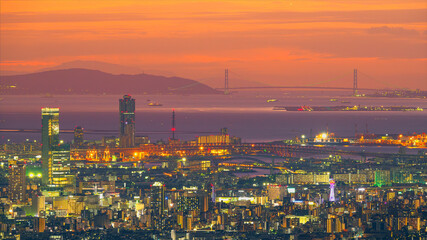 夕焼けと大阪の夜景