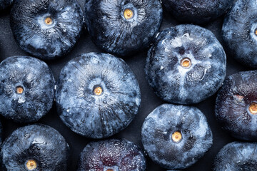 blueberry fruit with water drops