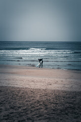 Surfer © Przemek Ogrodzinski