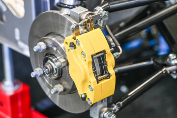 Fototapeta premium Auto voiture frein disque etrier securité