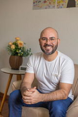 Fototapeta premium Psychological therapist, working at the psychology office, Psychoanalysis and Behavioral Therapy, Terapeuta psicologo, em atendimento no consultorio de psicologia, Psicanalise e Terapia comportamental