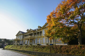 旧函館区公会堂の紅葉
