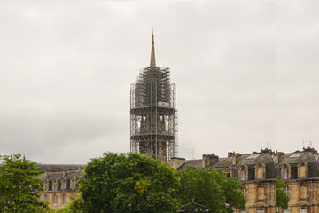 Fototapeta premium Renovation of the Saint-Michel spire, Bordeaux, France