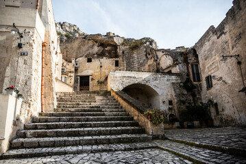 Increíbles y hermosas postales de Matera, una localidad de montaña en el sur de Italia en donde...