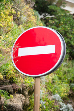 Restrictive signage