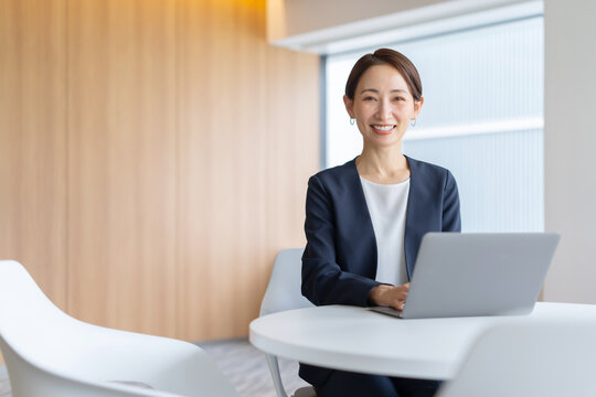 ビジネス・女性