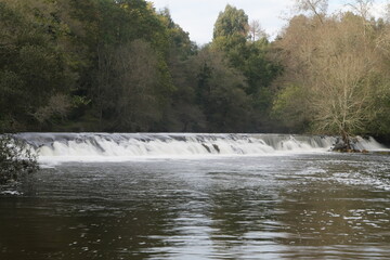 Cascada del r&iacute;o