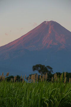Volcan de Colima al aterdecer