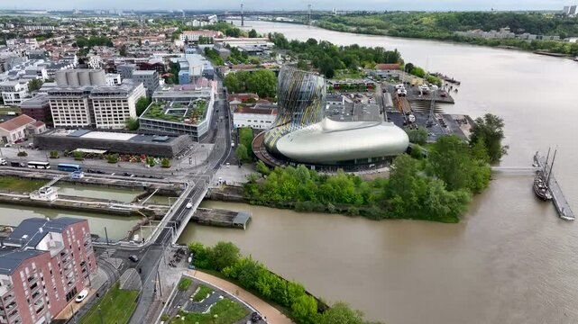 Cit&eacute; du vin Bordeaux