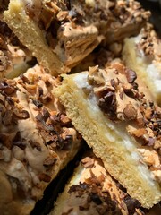 cake with nuts 