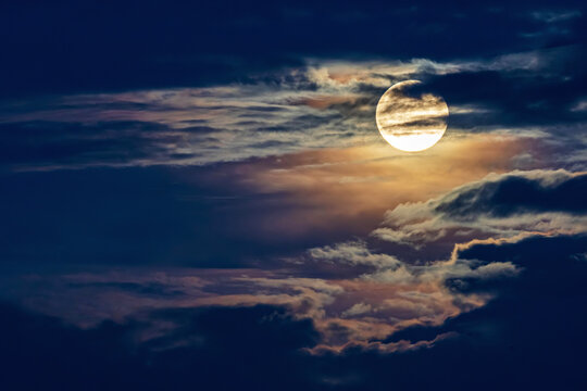 Aufgehender Supermond