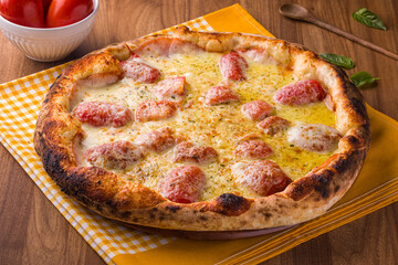 Authentic Italian Margherita Pizza with Fresh Tomatoes and Cheese