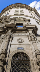 the facade of the casa central