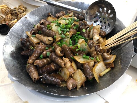 Spicy stir fried DingLuo (Oncomelania snails), Cantonese cuisine