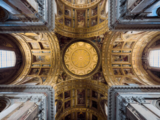 Looking Up To The Circle Shape Of A Dome 