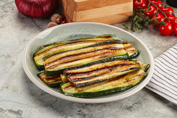 Grilled zucchini with olive oil