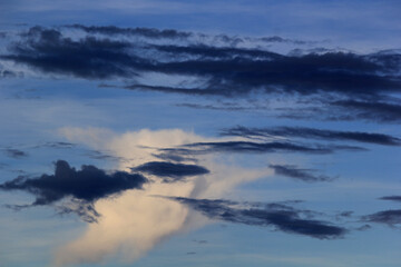 Obraz premium blue sky with clouds in island in the sea