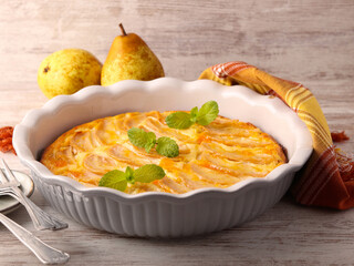 Pear and cheese tart