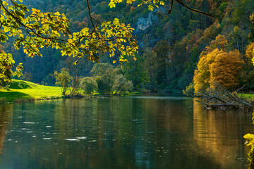 Donau im Herbst