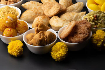 Diwali snacks Diwali faral Festival food items Festival snacks from Maharashtra