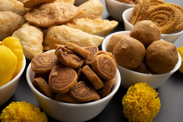 Diwali snacks Diwali faral Festival food items Festival snacks from Maharashtra