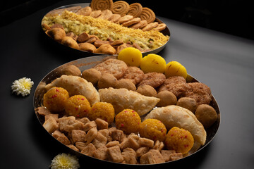 Diwali snacks Diwali faral Festival food items Festival snacks from Maharashtra