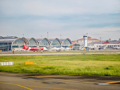 Modern architecture at Mactan Cebu International Airport Terminal 2