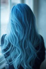 Naklejka premium Blue Hair Wavy Hairstyle Woman Back View Close Up