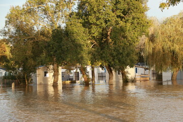Vend&ocirc;me : camping des Grands Pr&eacute;s sous l'eau