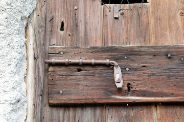 Vecchie porte in legno