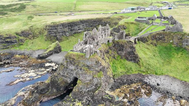 Dunluce Castle, r&eacute;gion de l'Antrim en Irlande du Nord