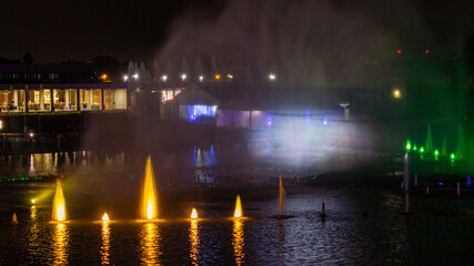 Noc, Fontanna, Woda, Światła, Muzyka © sopthedrone