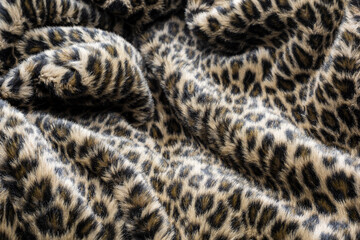 Abrigo de piel de leopardo vista de cerca, textura © KukiLadrondeGuevara