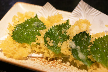 Crispy tempura shiso leaves. Great for a beautiful and delicious menu.