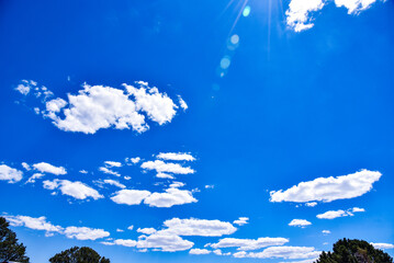 青い空と白い雲