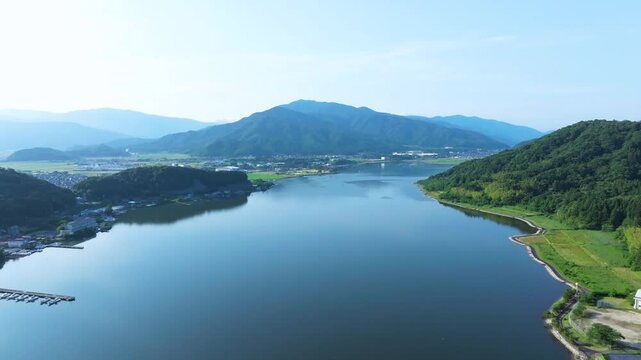 湖と海が見える空撮　田舎の景色　三方五湖の風景　若狭湾　福井県美浜町の久々子湖　ドローン撮影　その4