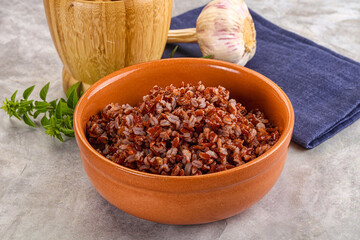 Red steamed rubine rice garnish