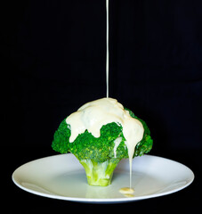 Broccoli and cheese sauce