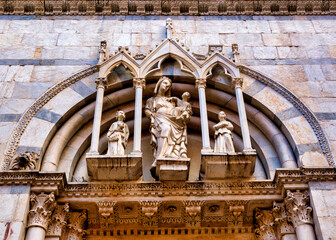  San Michele in Borgo