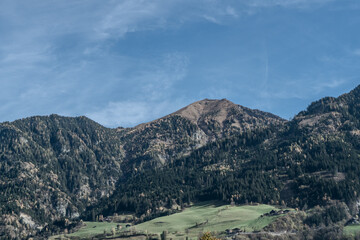 Fototapeta premium The Austrian Alps in Autumn