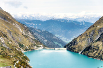 Obraz premium View from the Moserboden Reservoir towards the Wasserfallboden in Austria