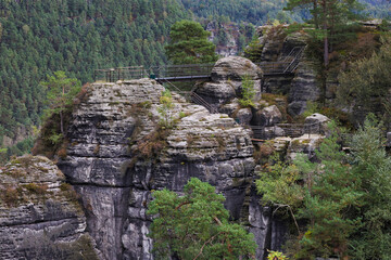 Blick von der Basteibrücke bei Rathen und Wehlen, Landkreis Sächsische Schweiz Osterzgebirge,...