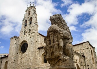 Puente de San Juan Burgos e Iglesia de San Lesmes