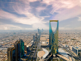 Kingdom Tower Saudi Arabia Riyadh Skyline
