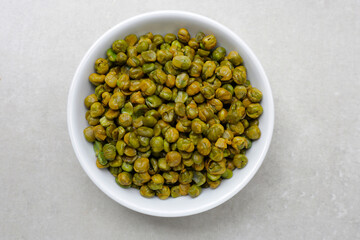 Greennut roasted salted, green peas