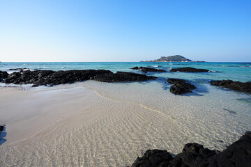 sparkling ripples and shoaling beach