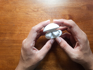 Bluetooth earbuds are commonly used to make it easier for many people to connect to gadgets